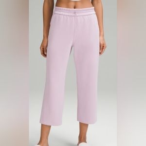 Lululemon softstreme HR straight leg crop